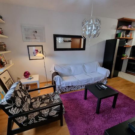 One Bedroom Centre Apartment Подгорица Екстериор снимка