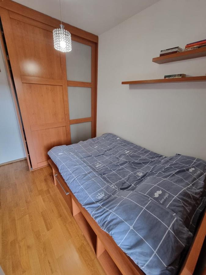 One Bedroom Centre Apartment Подгорица Екстериор снимка
