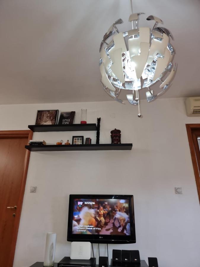 One Bedroom Centre Apartment Подгорица Екстериор снимка