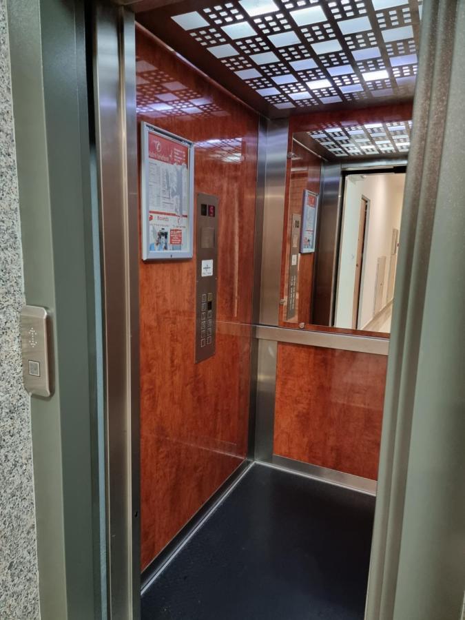 One Bedroom Centre Apartment Подгорица Екстериор снимка